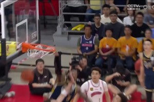徐杰25+11 胡明轩20分 王哲林伤退7+8 广东大胜上海2-1进8强